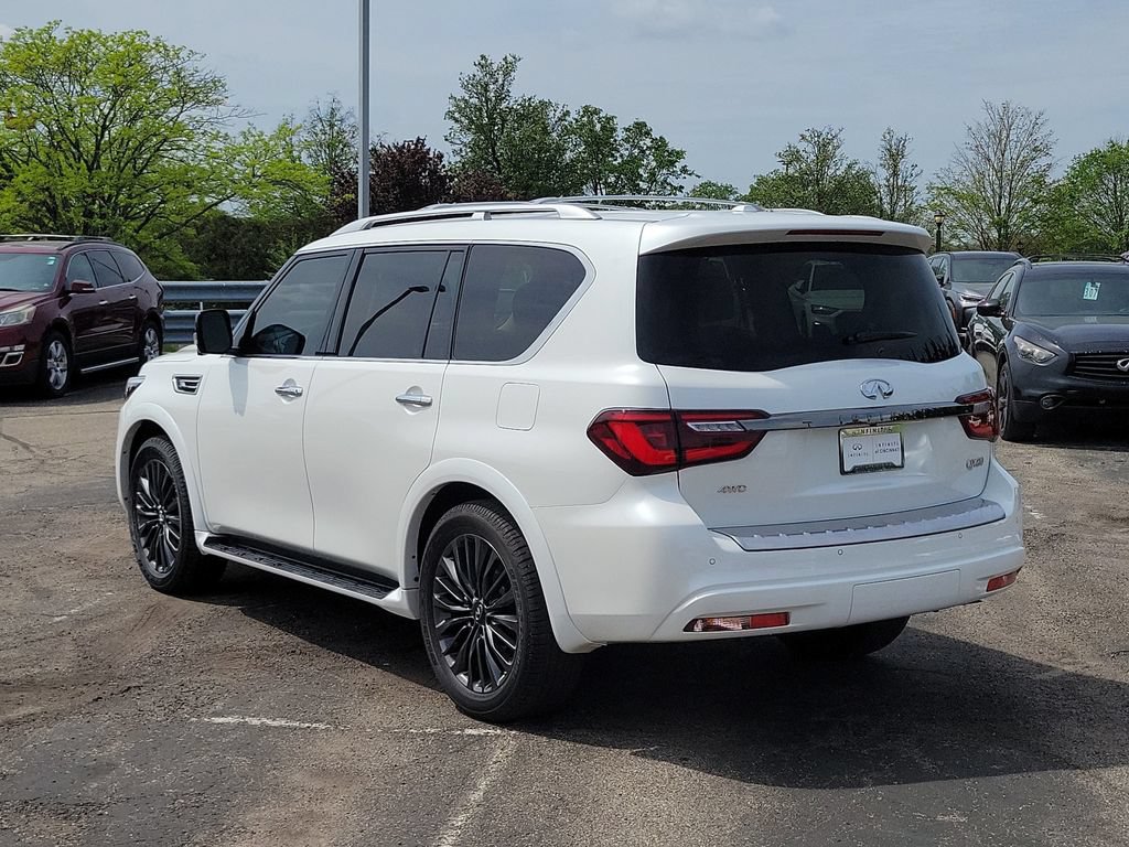 Used 2024 INFINITI QX80 Premium Select w/ Cargo Package AWD/4WD image 3