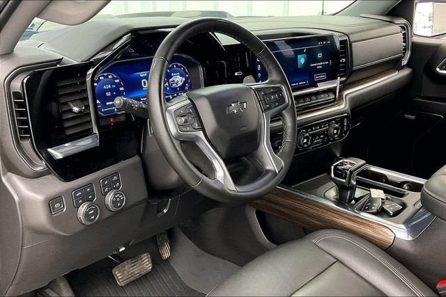 Certified 2024 Chevrolet Silverado 1500 LT Trail Boss w/ LT Trail Boss Premium Package AWD/4WD image 16