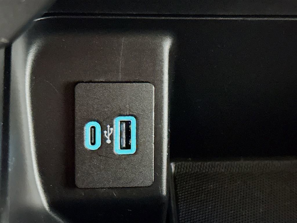 Used 2022 Ford F150 XLT w/ Equipment Group 302A High image 31