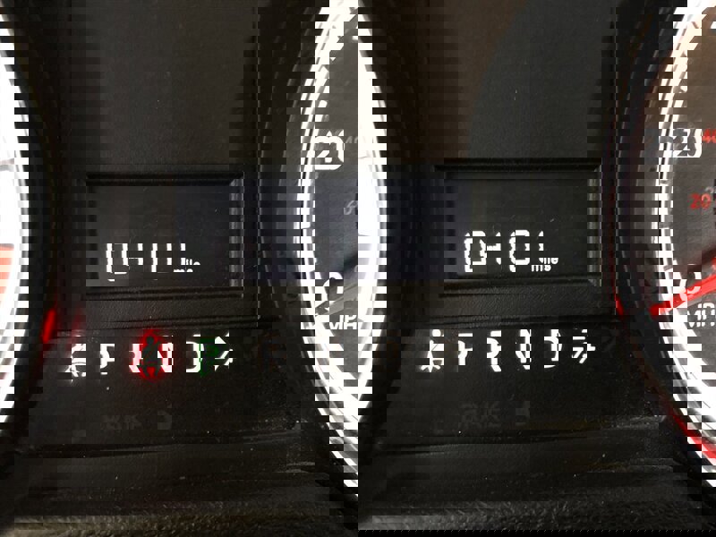 Used 2020 Dodge Grand Caravan SXT image 9