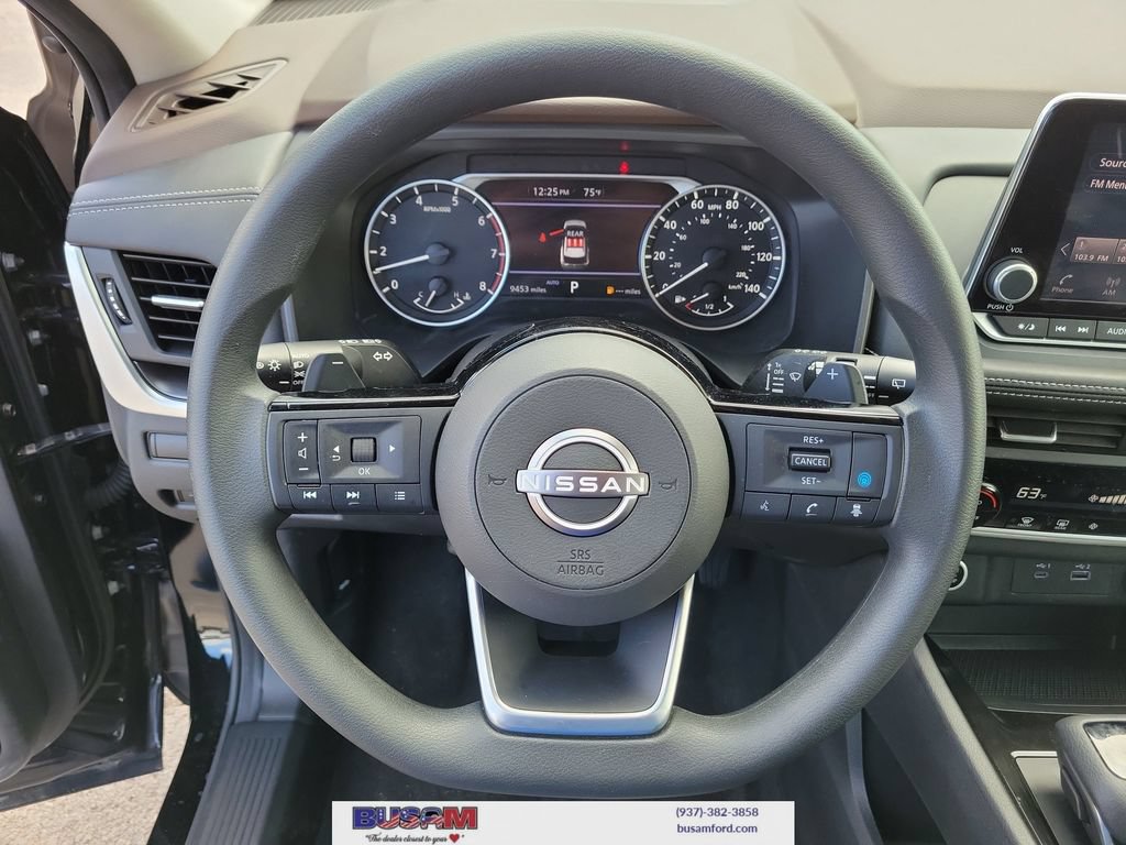 Used 2023 Nissan Rogue SV AWD/4WD image 21