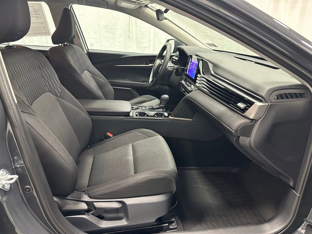 Used 2026 Toyota Camry LE FWD image 61