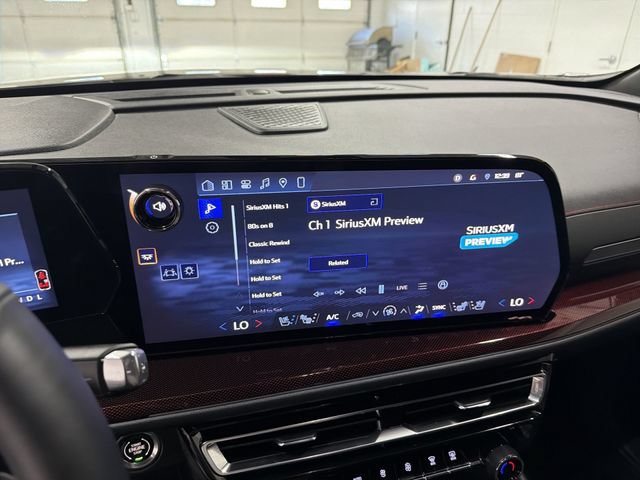 Certified 2026 Chevrolet Traverse RS w/ LPO, Floor Liner Package FWD image 26