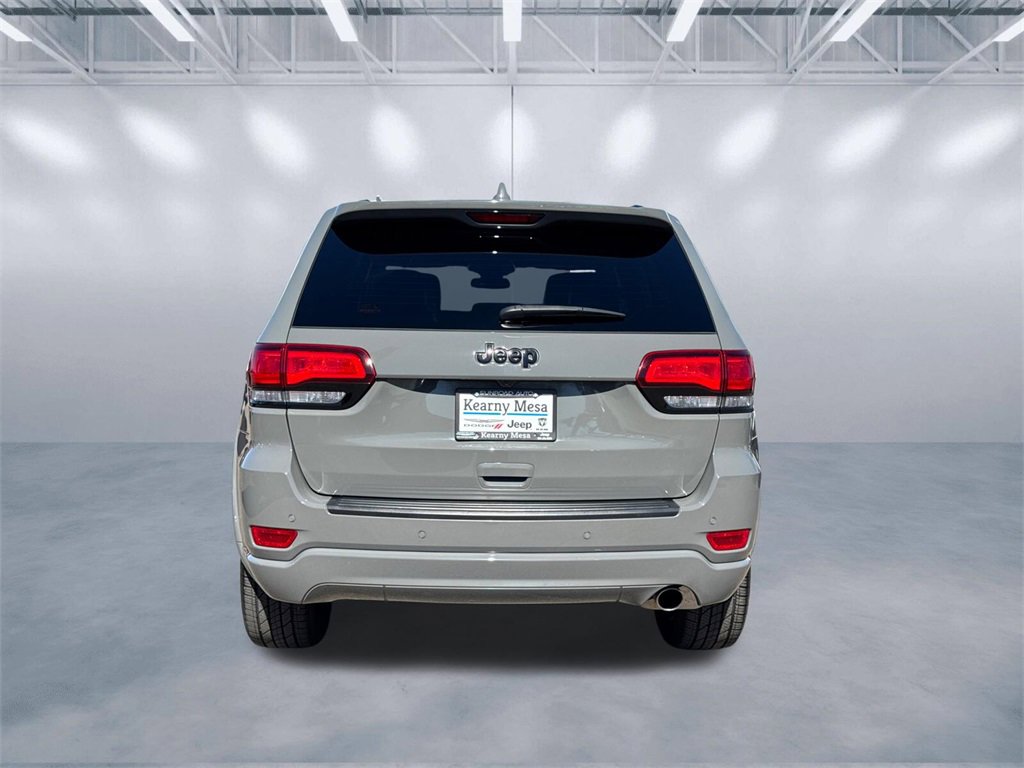 Certified 2021 Jeep Grand Cherokee Laredo X image 5