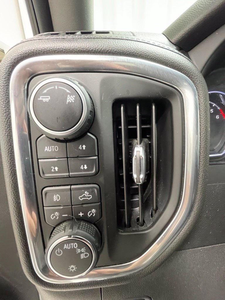 Used 2019 Chevrolet Silverado 1500 RST w/ All-Star Edition AWD/4WD image 16
