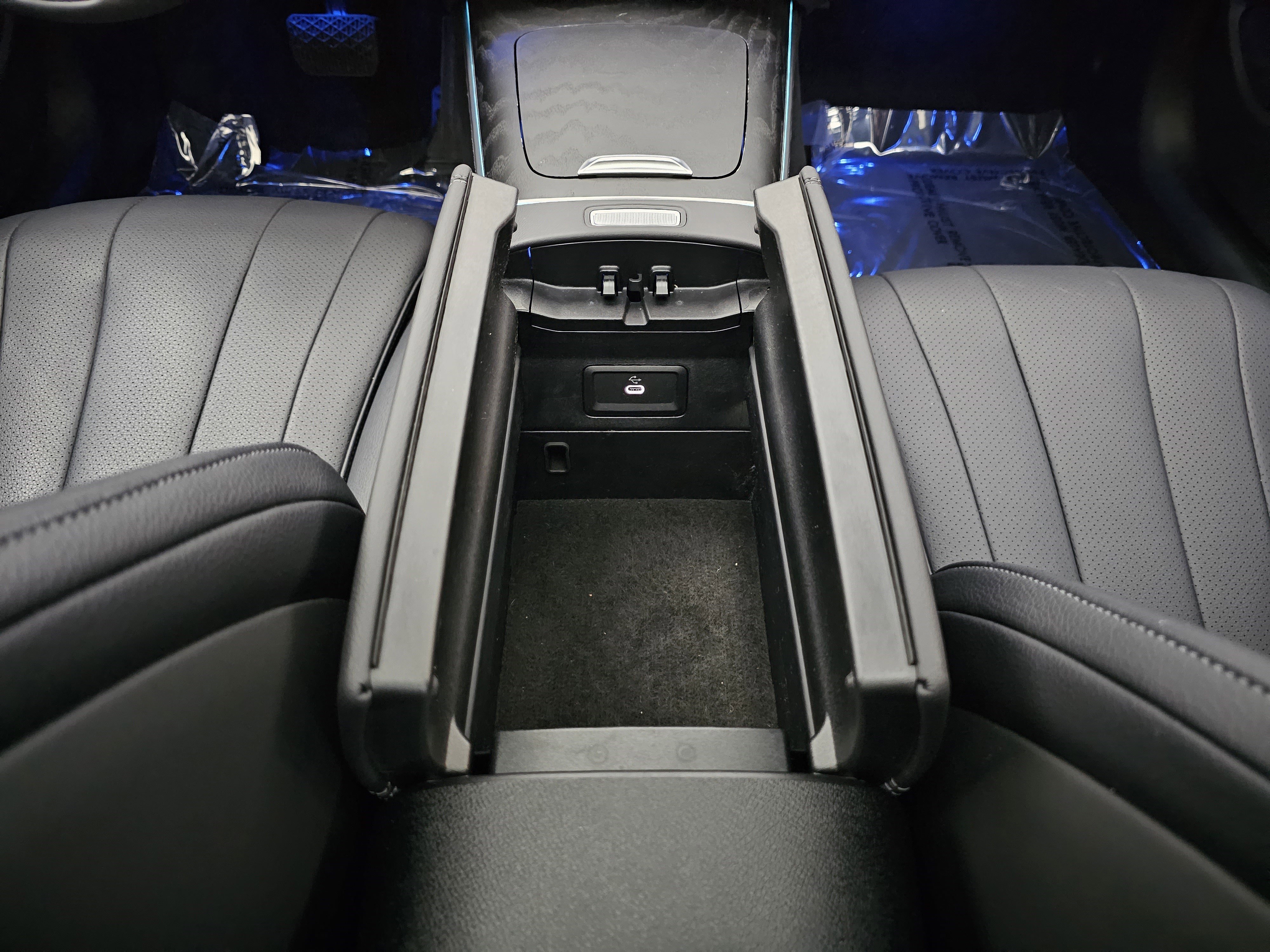 Used 2024 Mercedes-Benz E 350 4MATIC Sedan image 28