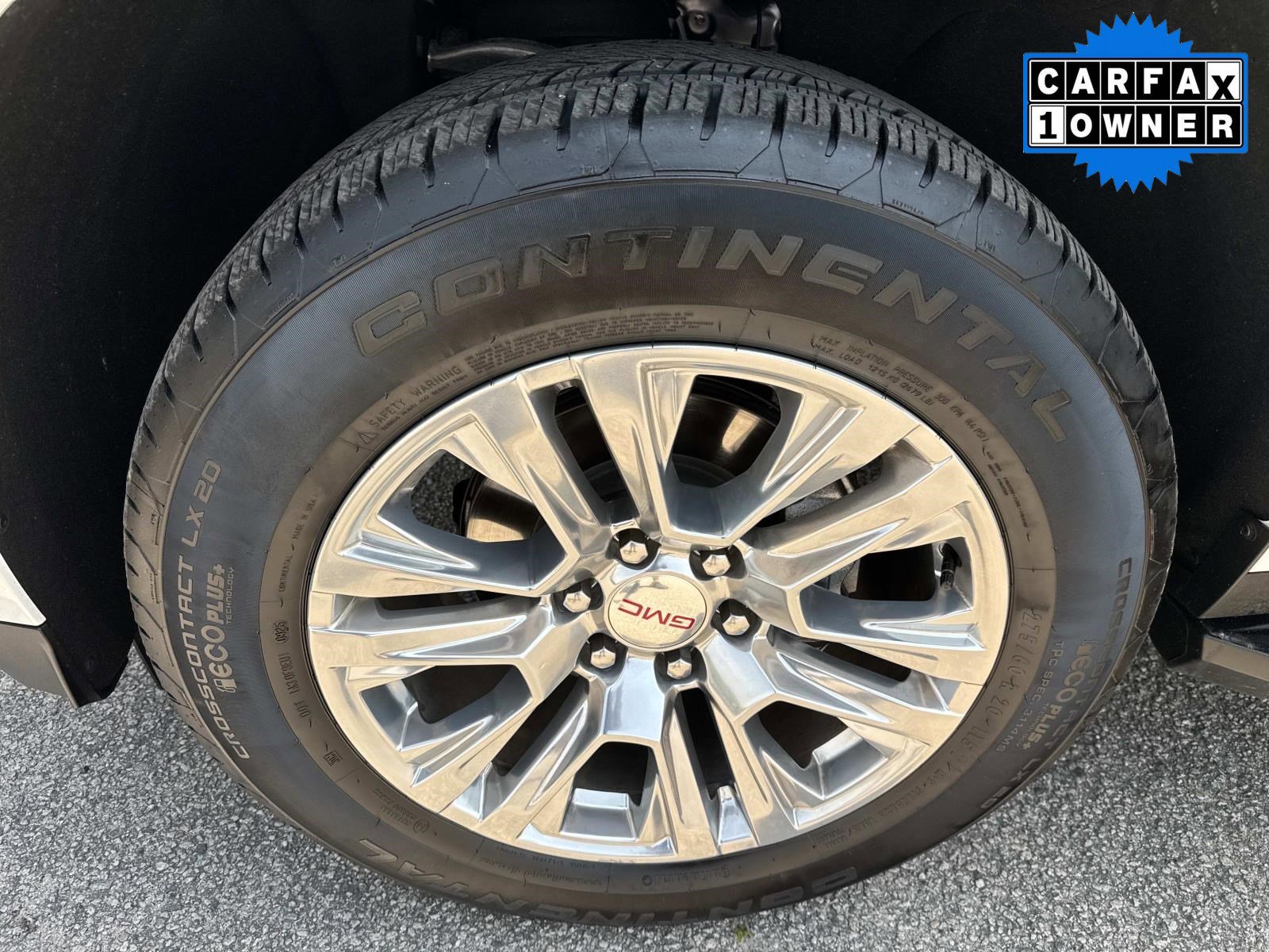 Used 2025 GMC Yukon Denali AWD/4WD image 11
