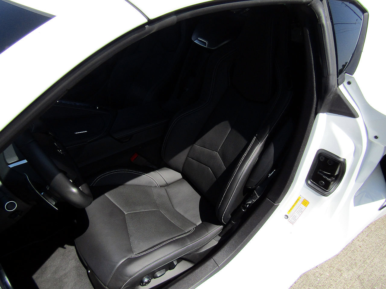 Used 2022 Chevrolet Corvette Stingray Preferred Cpe w/ 2LT RWD image 9