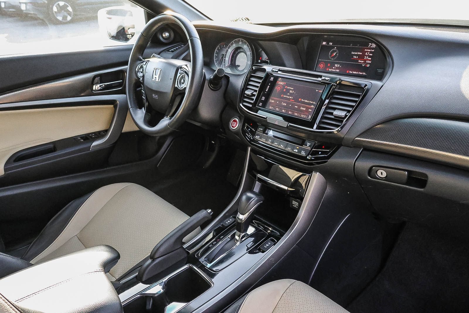 Used 2016 Honda Accord EX-L image 21