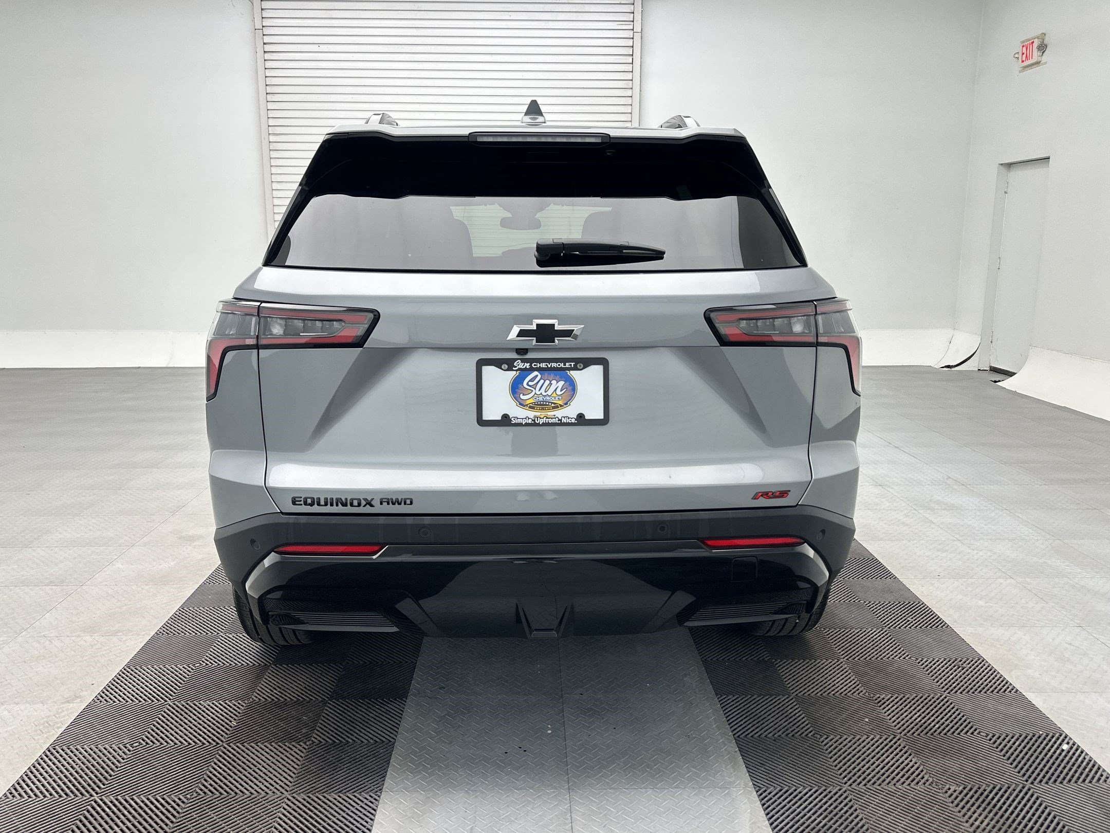 New 2027 Chevrolet Equinox RS w/ LPO, Floor Liner Package AWD/4WD image 10