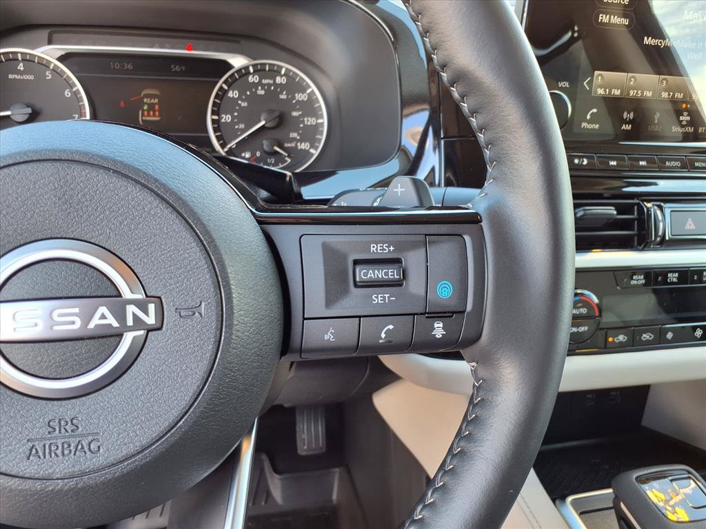 Used 2025 Nissan Pathfinder SL w/ SL Premium Package AWD/4WD image 17