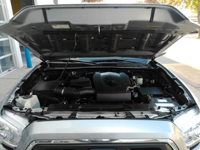 Used 2022 Toyota Tacoma SR5 image 47