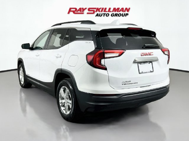 Used 2023 GMC Terrain SLE FWD image 5