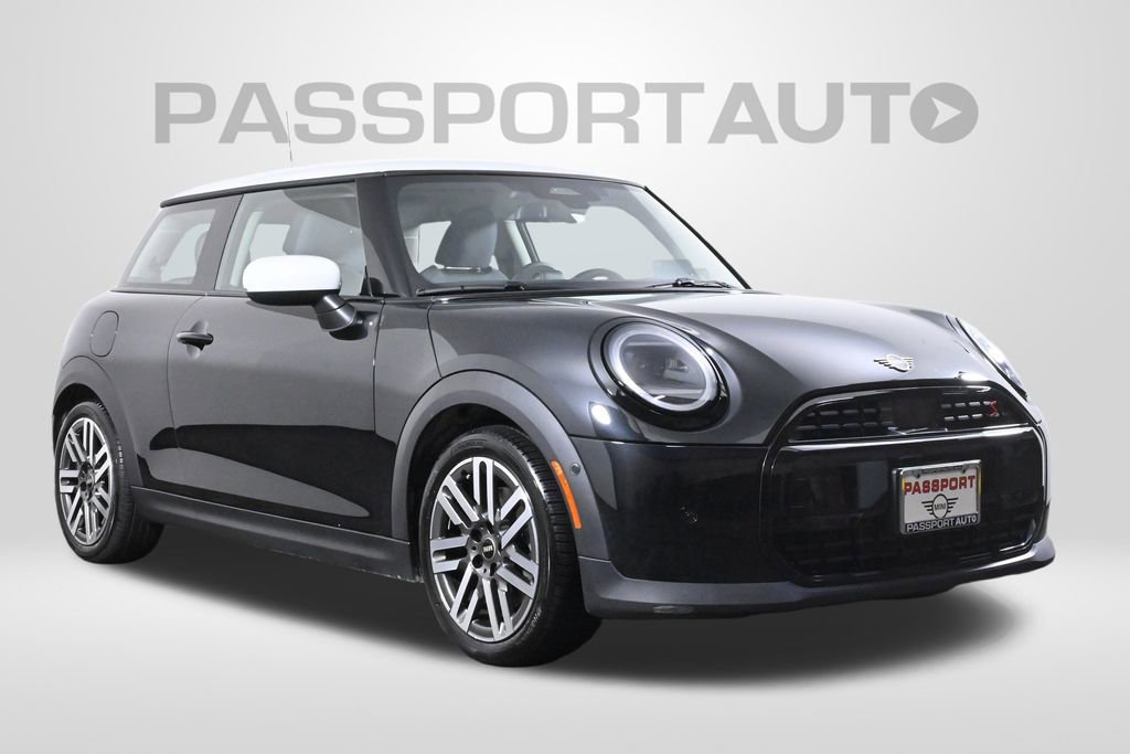 Certified 2025 MINI Cooper S image 3