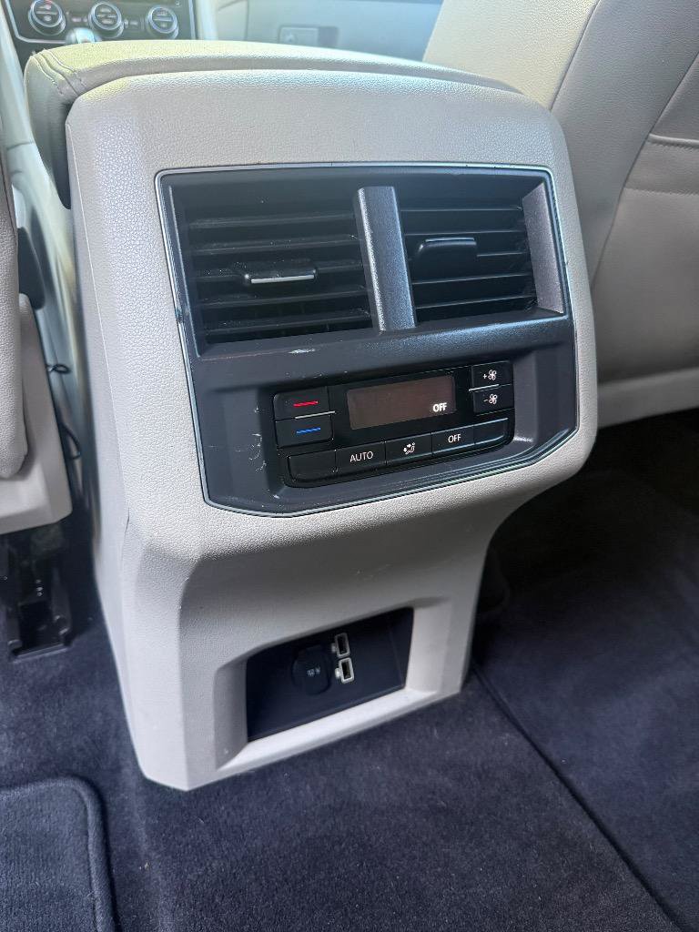 Used 2018 Volkswagen Atlas SE AWD/4WD image 19