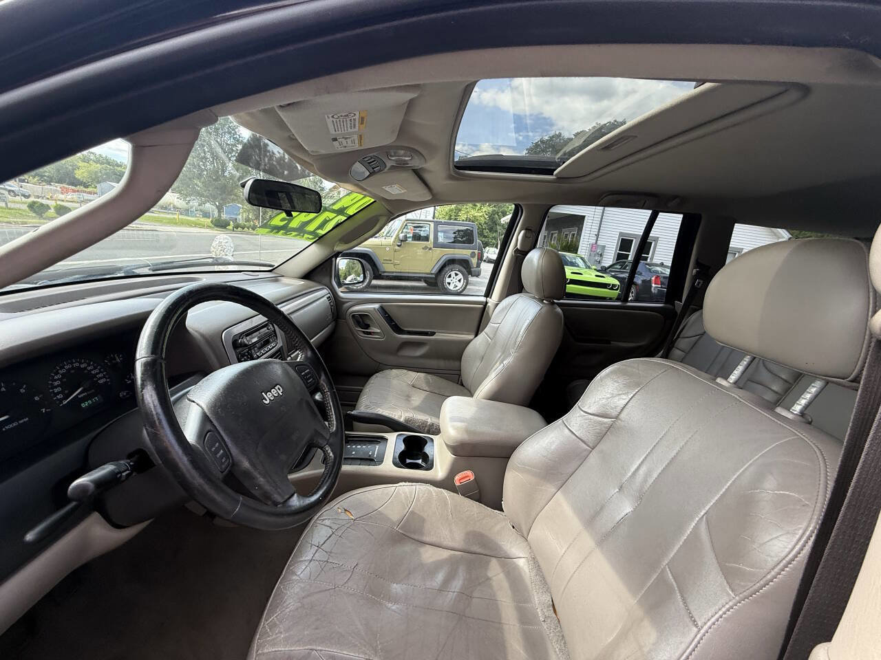 Used 2004 Jeep Grand Cherokee Laredo w/ Convenience Group image 16