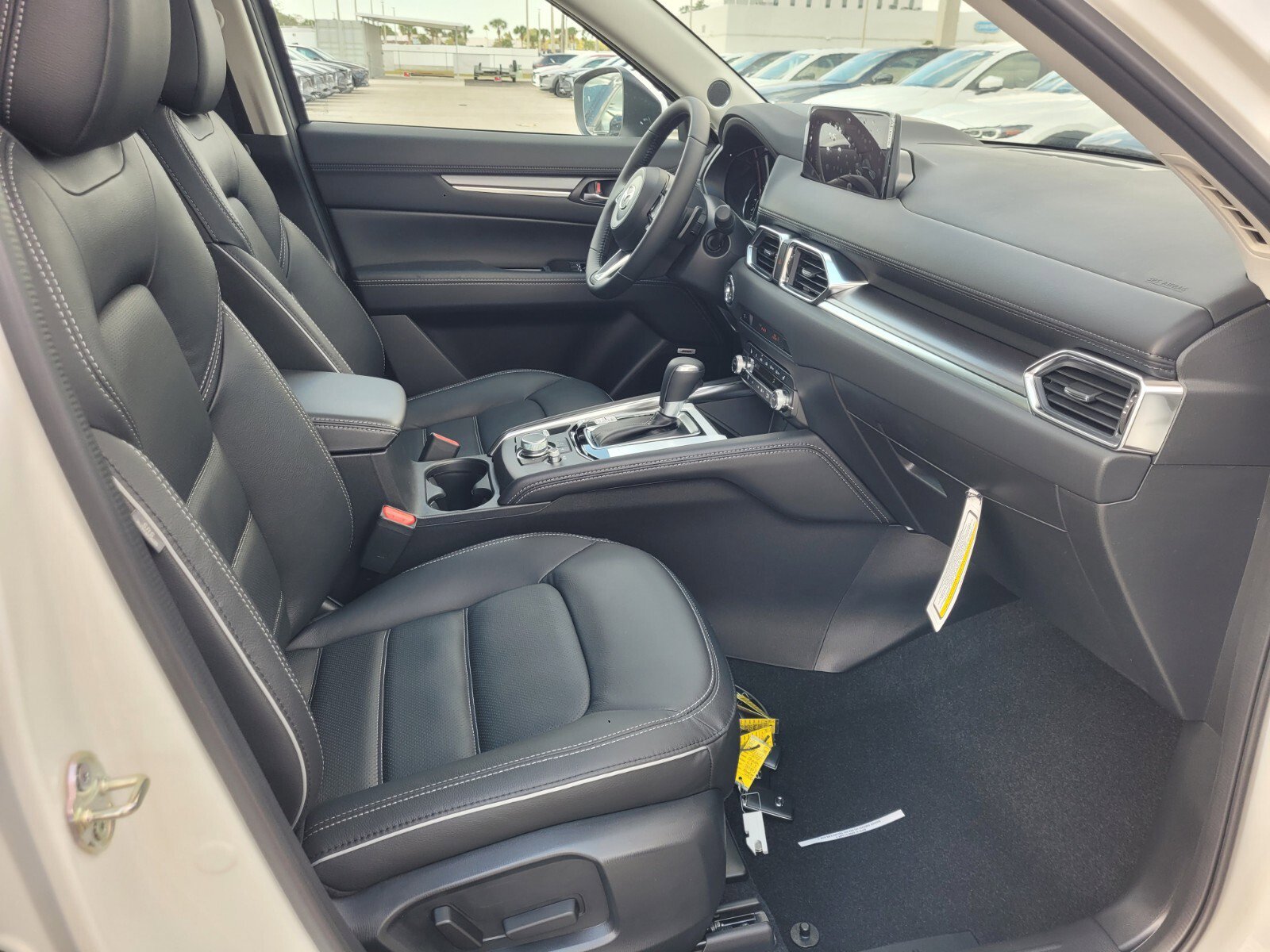 New 2025 MAZDA CX-5 AWD 2.5 S w/ Premium Plus Pkg image 16