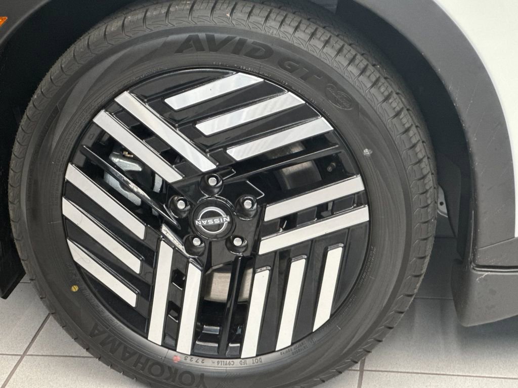 New 2026 Nissan Leaf SV+ w/ Illuminated Package image 25