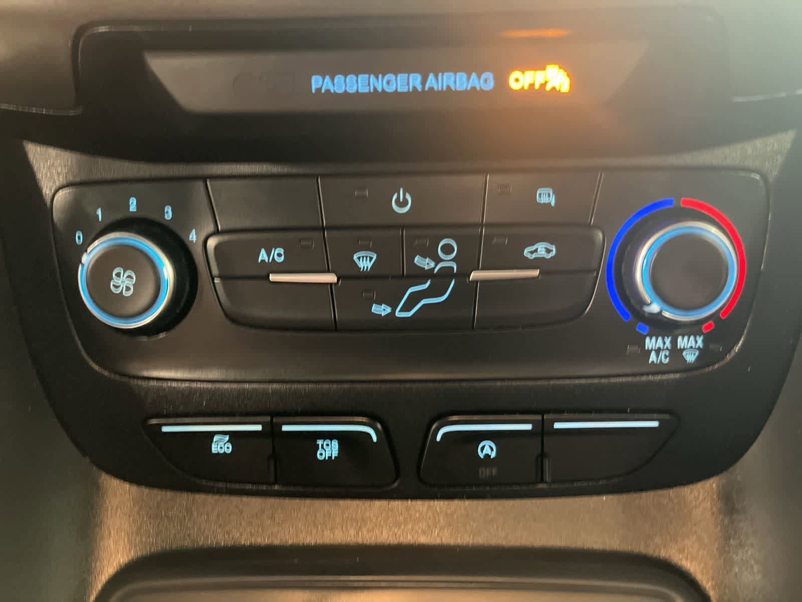 Used 2019 Ford Transit Connect XLT image 18
