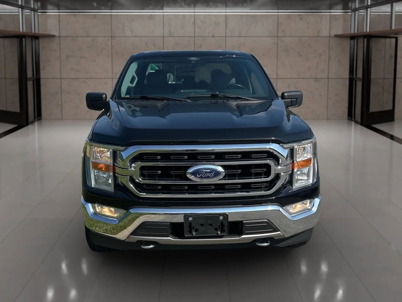 Used 2021 Ford F150 XLT w/ Equipment Group 301A Mid image 5