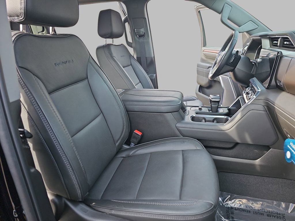 Used 2024 GMC Sierra 1500 Denali w/ Denali Reserve Package image 13