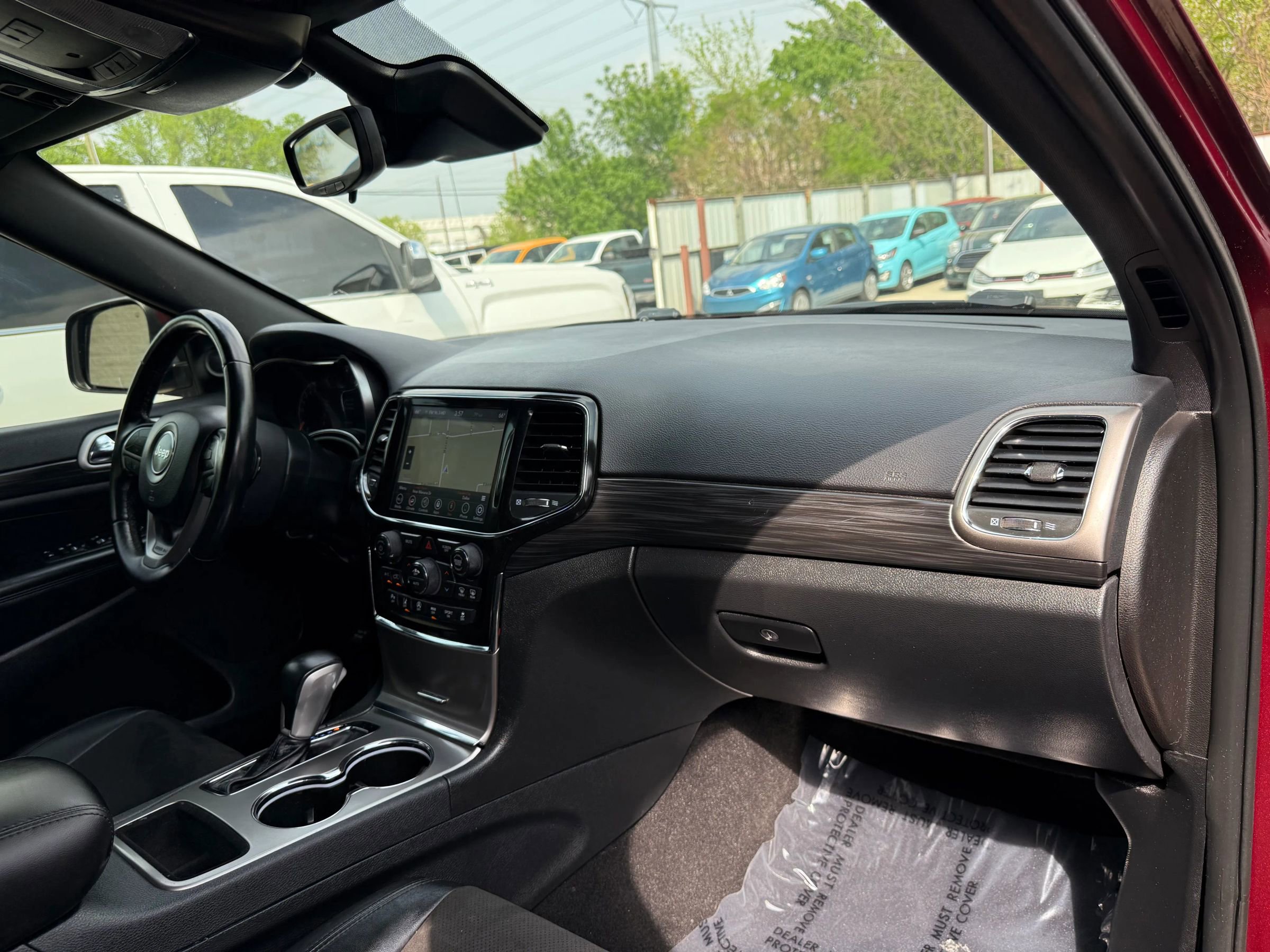 Used 2021 Jeep Grand Cherokee Laredo X AWD/4WD image 15