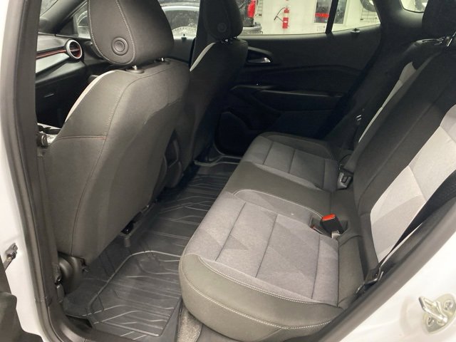 Used 2024 Chevrolet Trax RS w/ Driver Confidence Package image 29