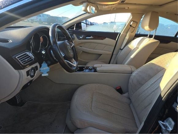 Used 2015 Mercedes-Benz CLS 550 4MATIC w/ Premium Package image 5