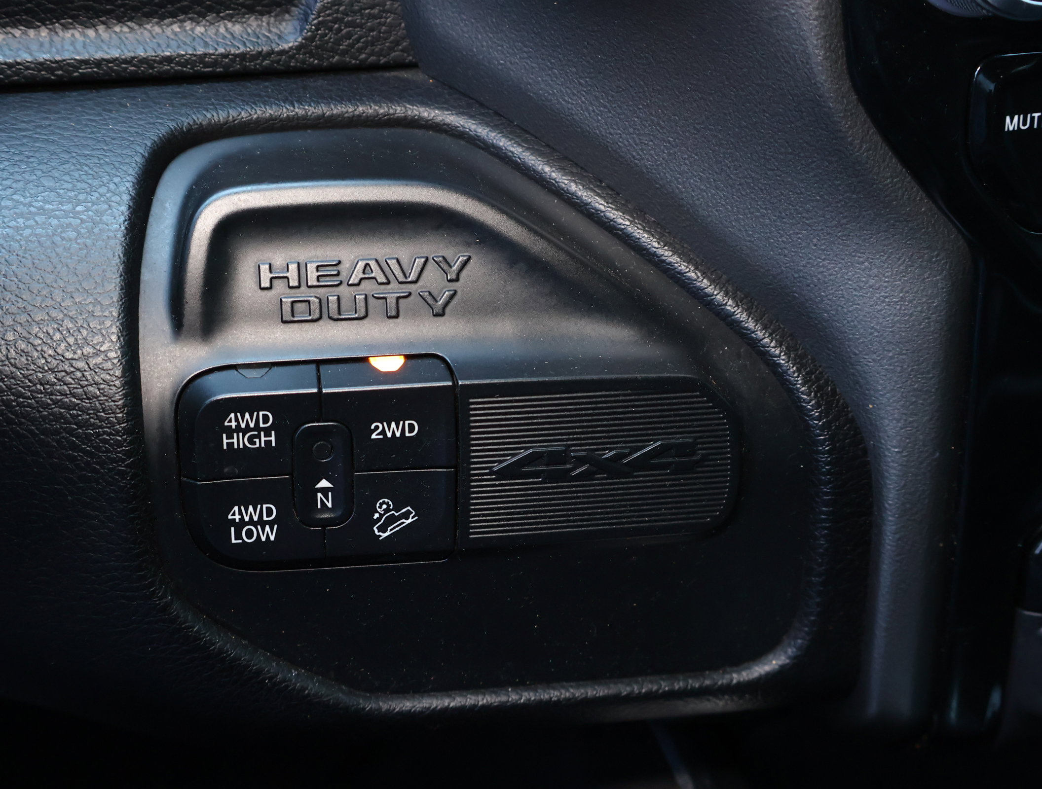 Used 2020 RAM 2500 Laramie w/ Night Edition AWD/4WD image 21