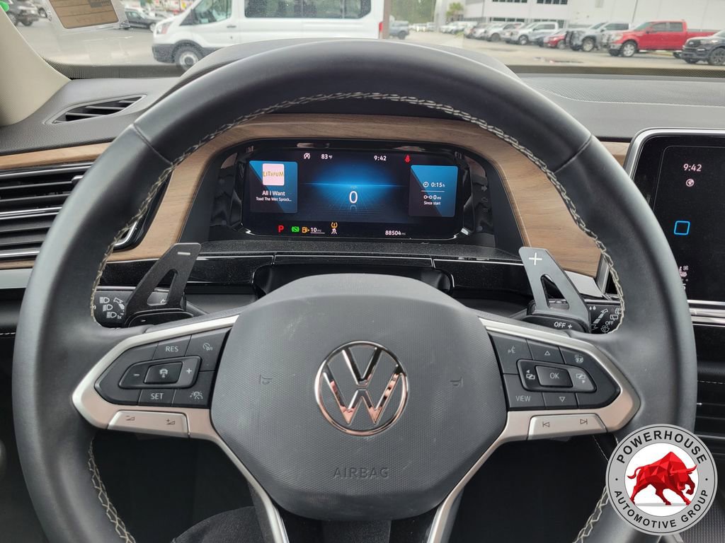 Used 2024 Volkswagen Atlas SE image 32
