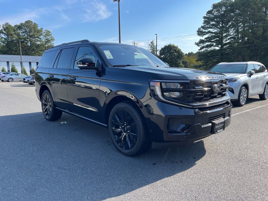New 2025 Ford Expedition Platinum w/ Stealth Appearance Package image 4