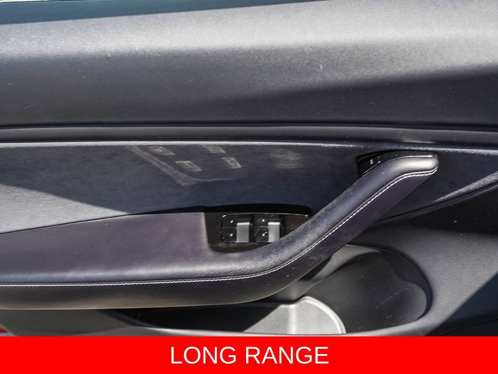 Used 2018 Tesla Model 3 Long Range RWD image 18
