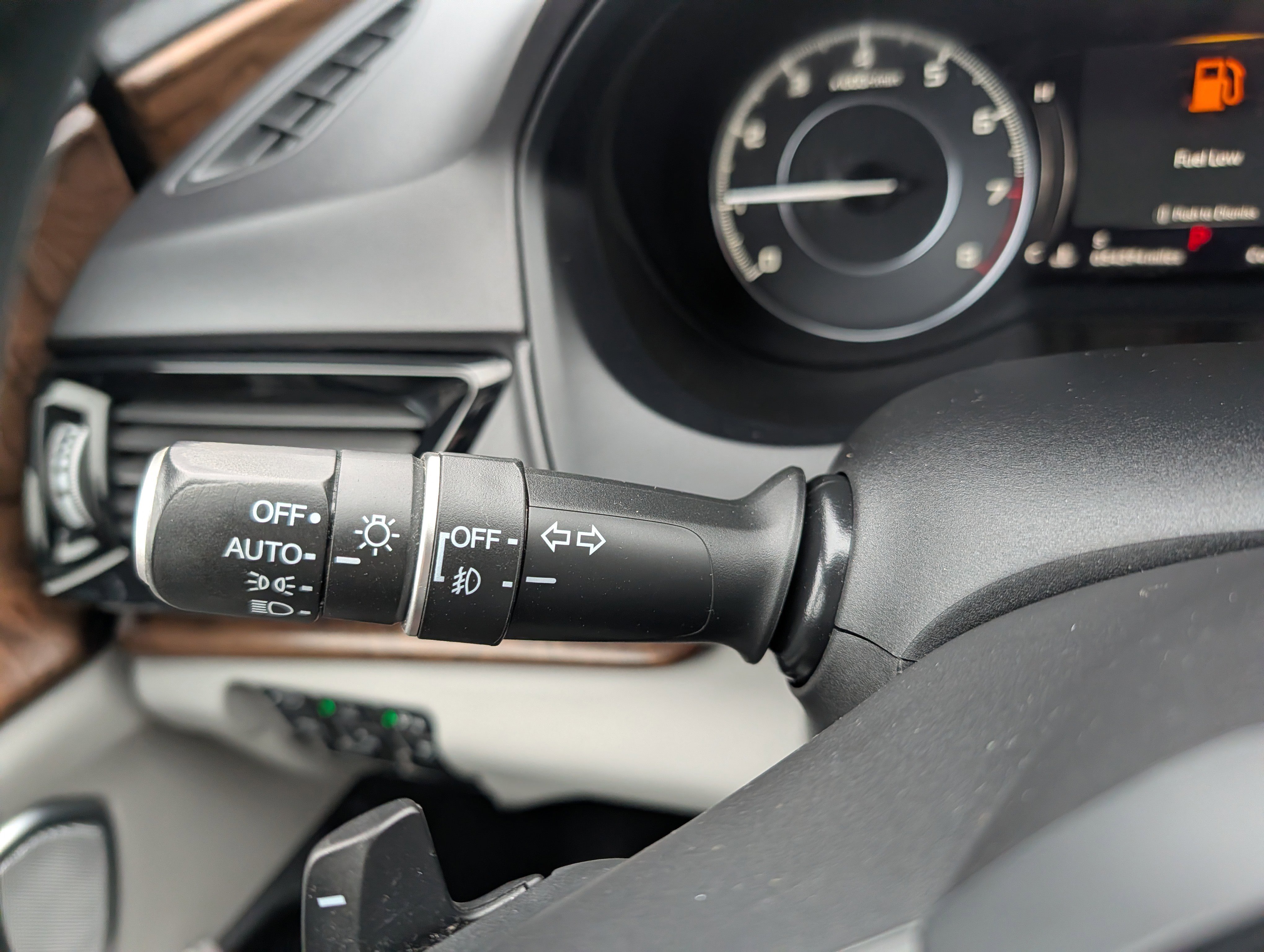 Used 2019 Acura RDX AWD w/ Advance Package image 29