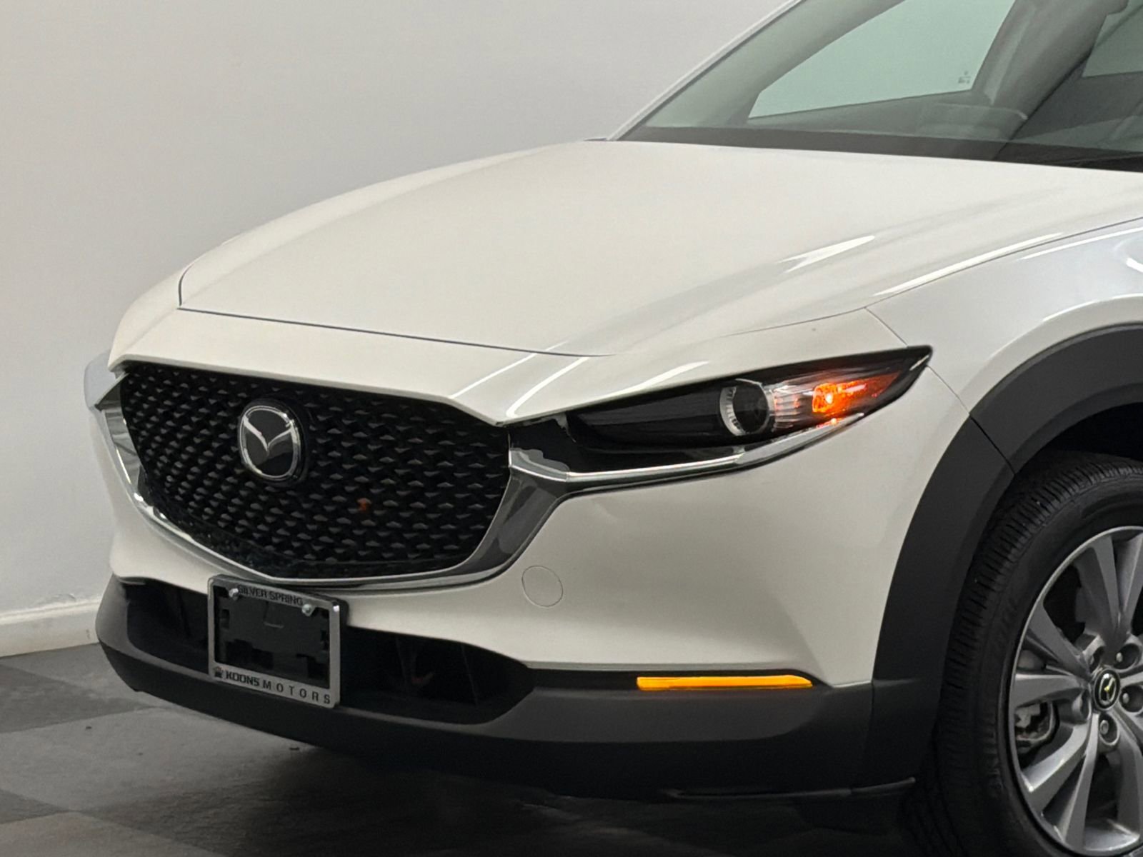 Used 2023 MAZDA CX-30 AWD 2.5 S w/ Select Package image 2