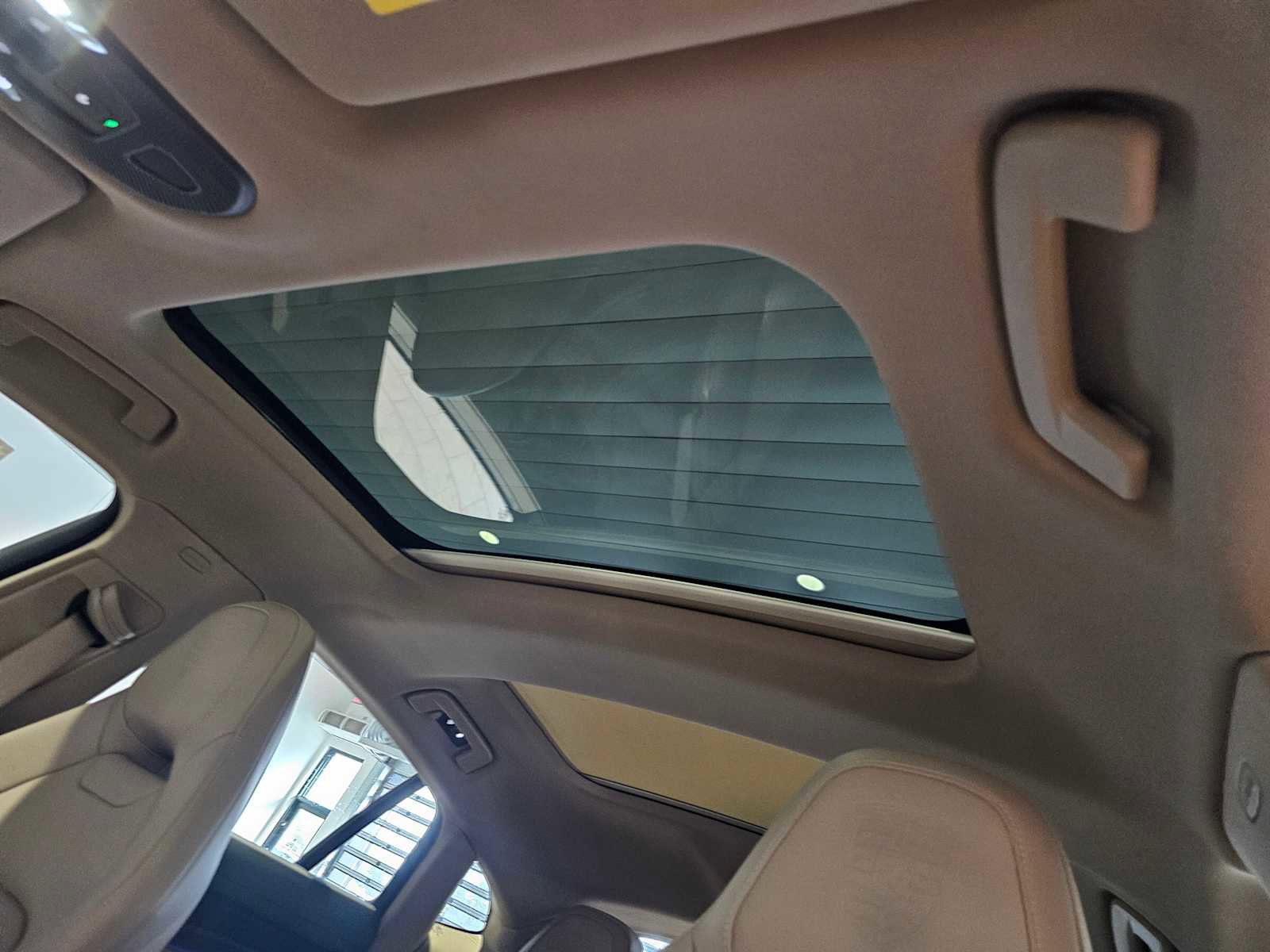 Used 2025 Porsche Panamera 4 image 22