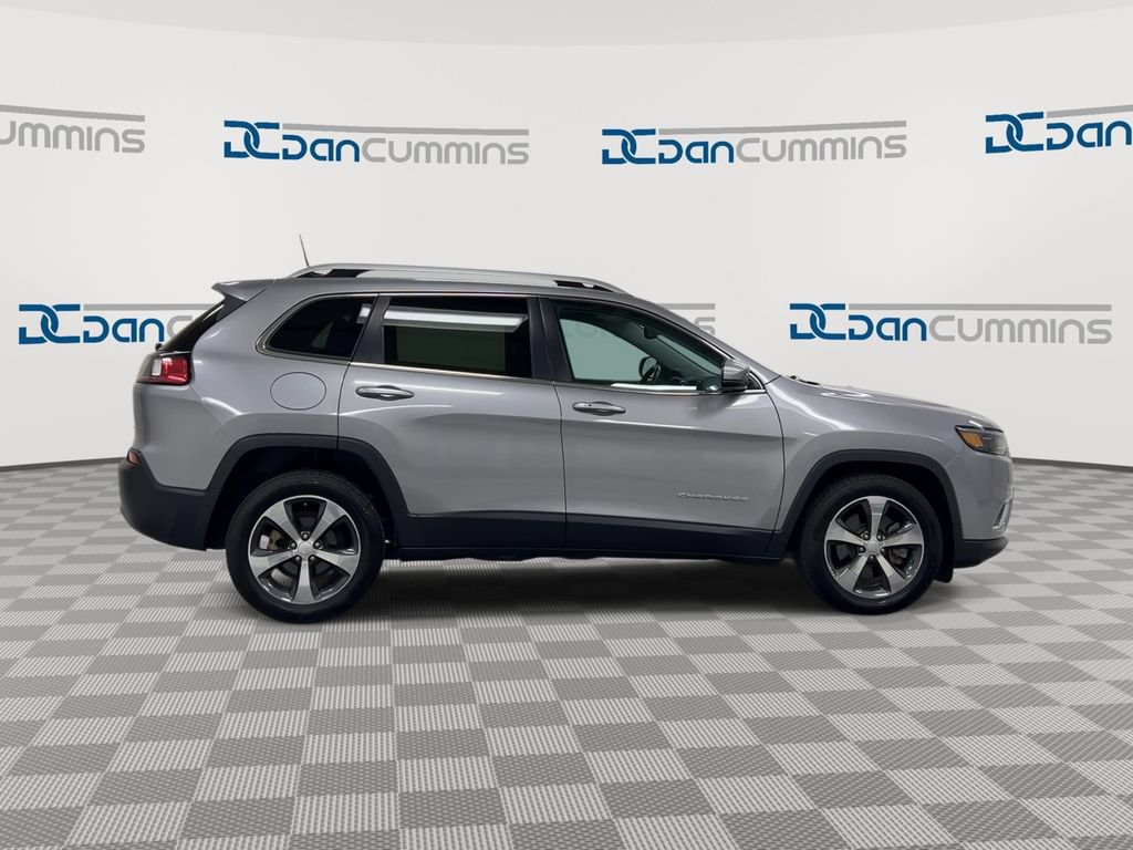 Used 2019 Jeep Cherokee Limited FWD image 9