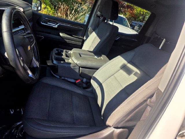 Used 2023 Chevrolet Silverado 1500 LT AWD/4WD image 22