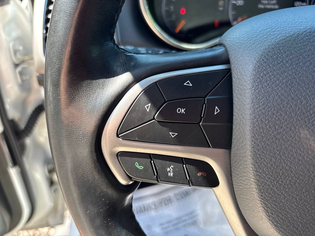 Used 2021 Jeep Grand Cherokee Laredo X AWD/4WD image 25