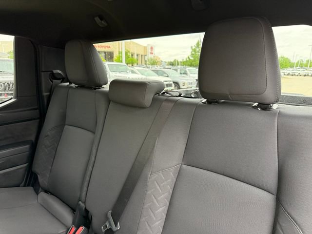 Used 2024 Toyota Tacoma SR5 AWD/4WD image 26
