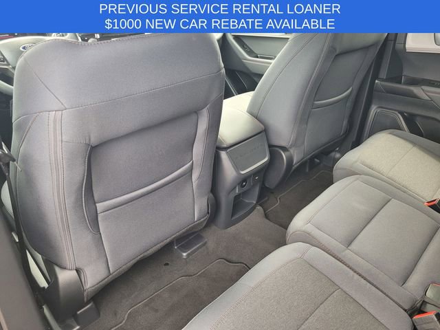 Used 2026 Ford Explorer Active RWD image 12