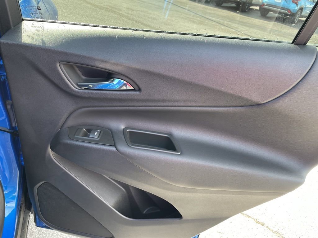 Used 2024 Chevrolet Equinox LT image 37