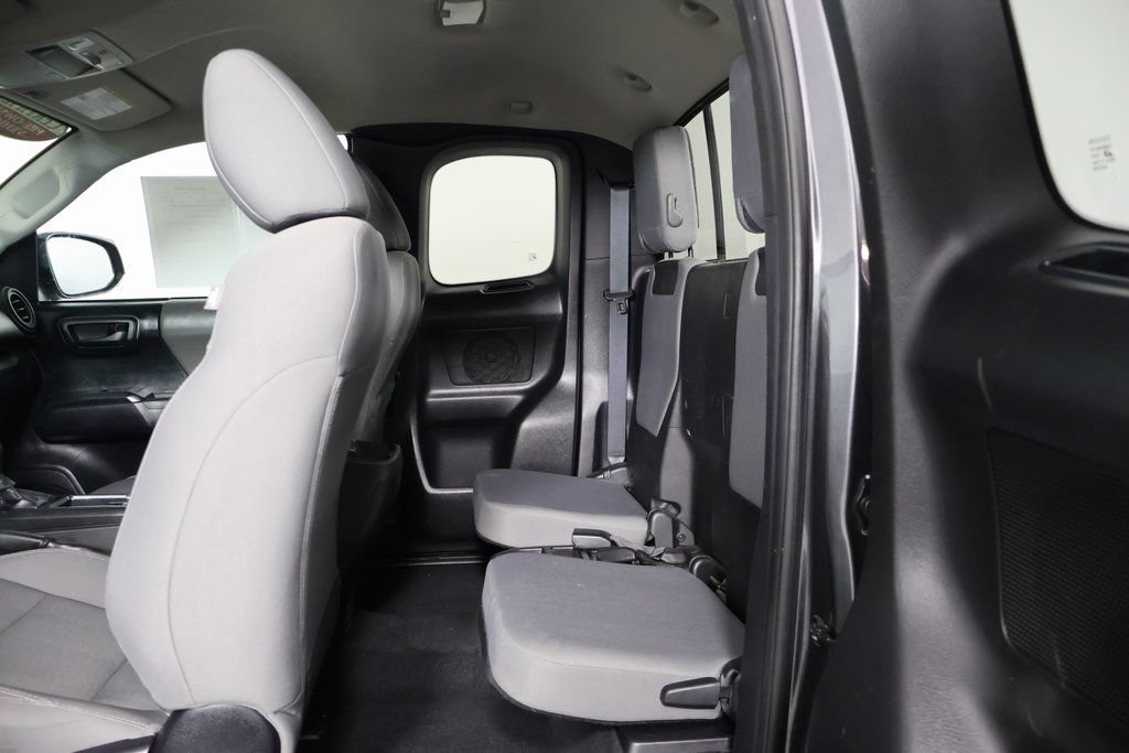 Used 2019 Toyota Tacoma SR w/ SR Convenience Package RWD image 11