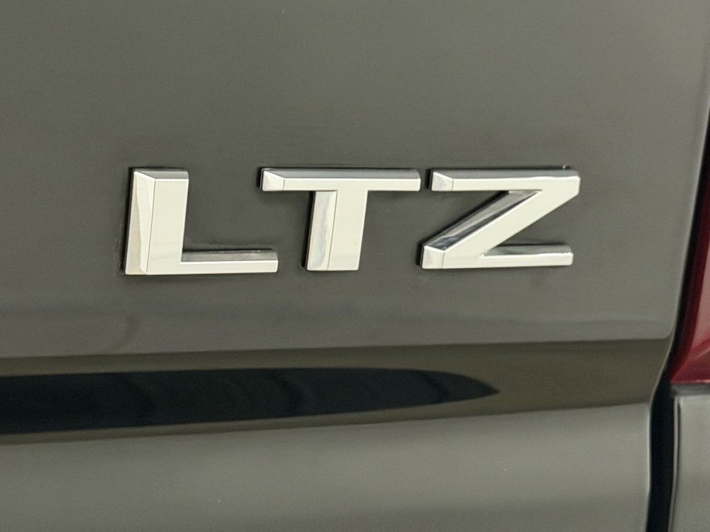 Used 2021 Chevrolet Silverado 1500 LTZ image 30