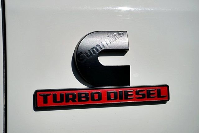 Used 2020 RAM 2500 Laramie w/ Night Edition image 12