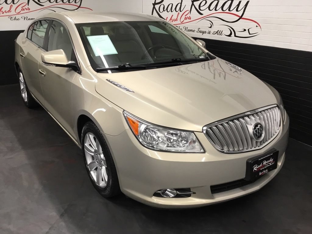 Used 2010 Buick LaCrosse CXL FWD image 2