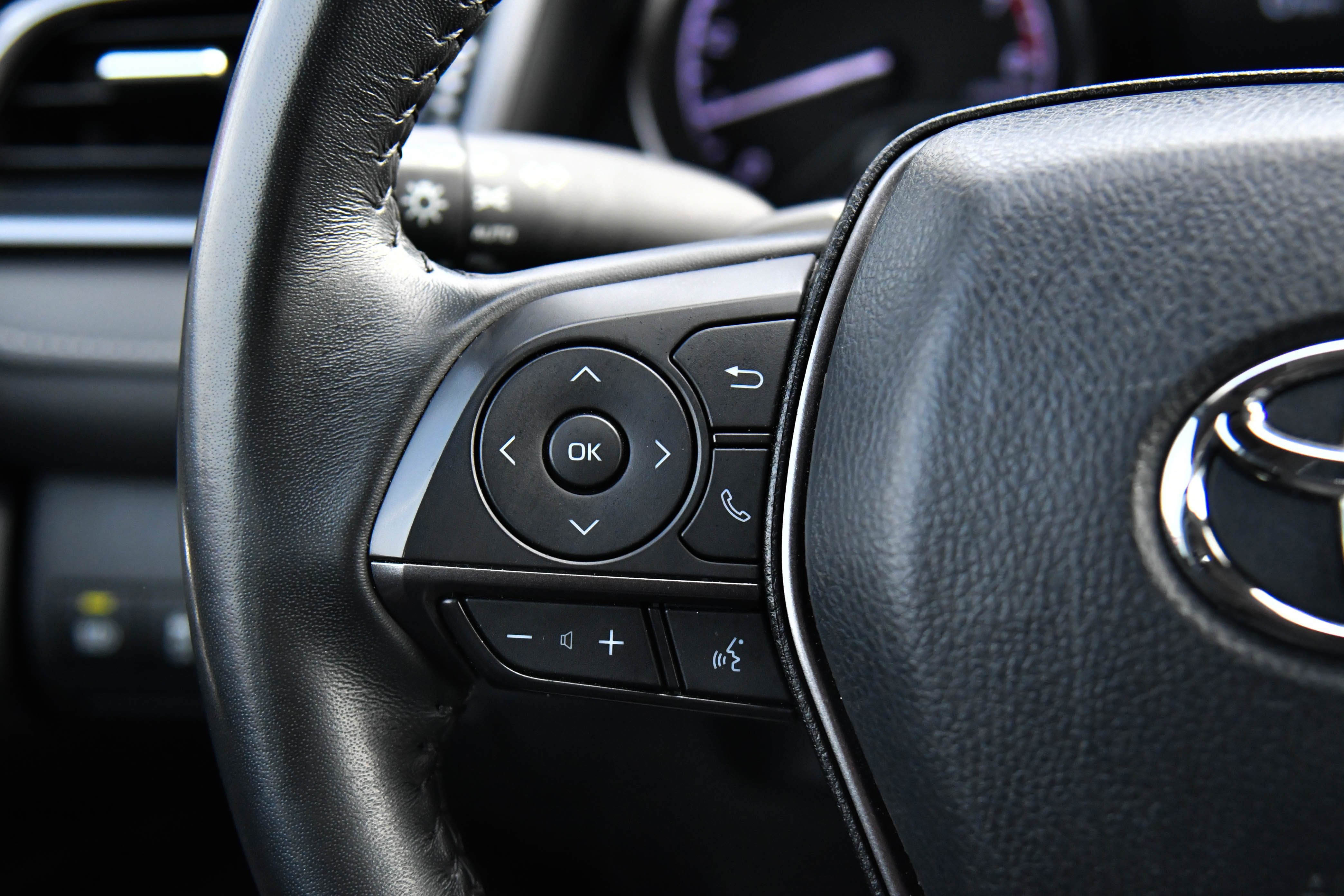 Used 2024 Toyota Camry SE image 29