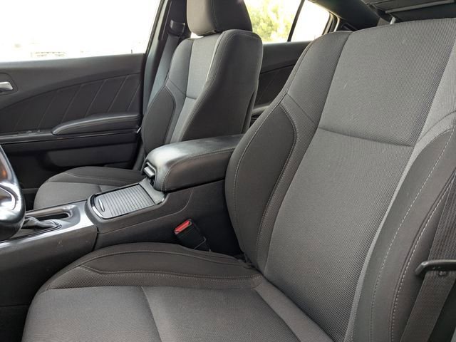 Used 2020 Dodge Charger SXT w/ Blacktop Package image 26