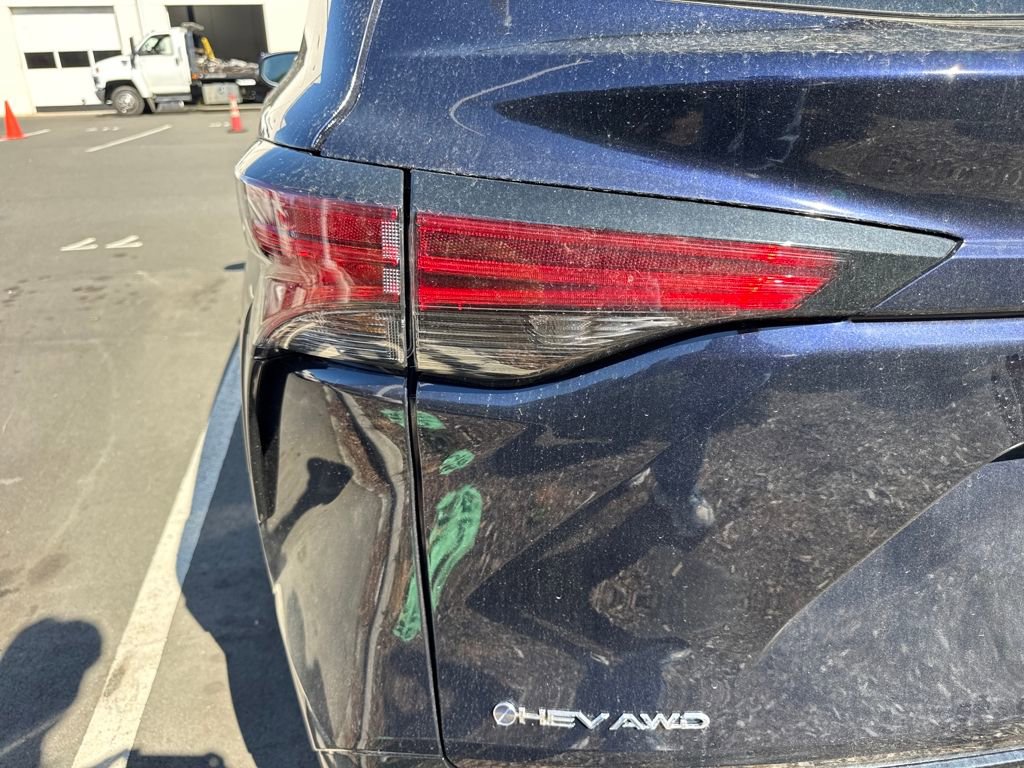 Used 2026 Toyota Sienna Limited image 20