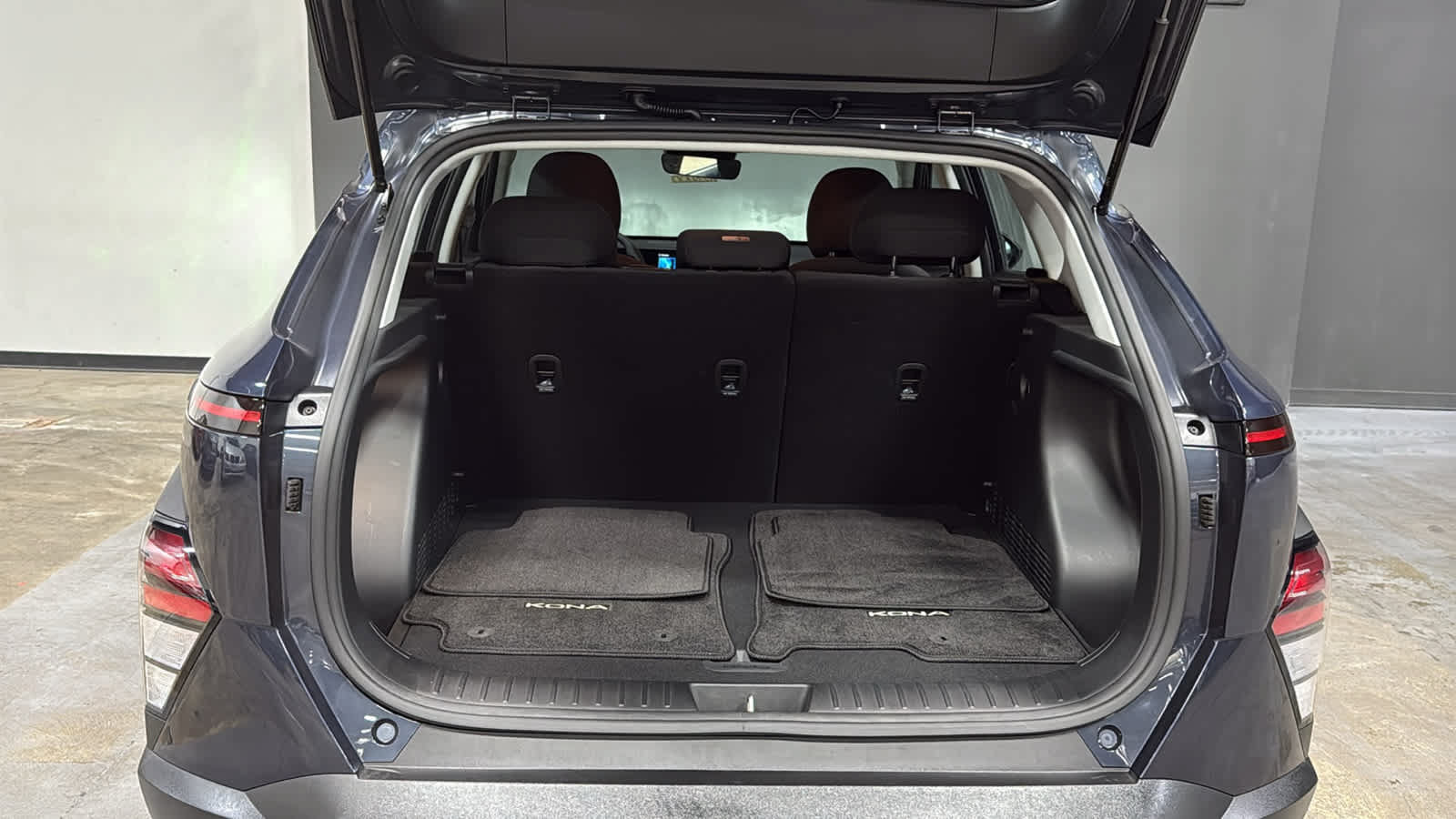 Used 2024 Hyundai Kona SE AWD/4WD image 25