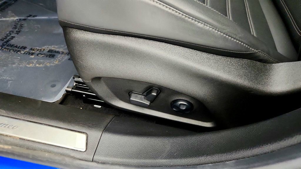 Used 2024 Alfa Romeo Tonale Veloce image 16